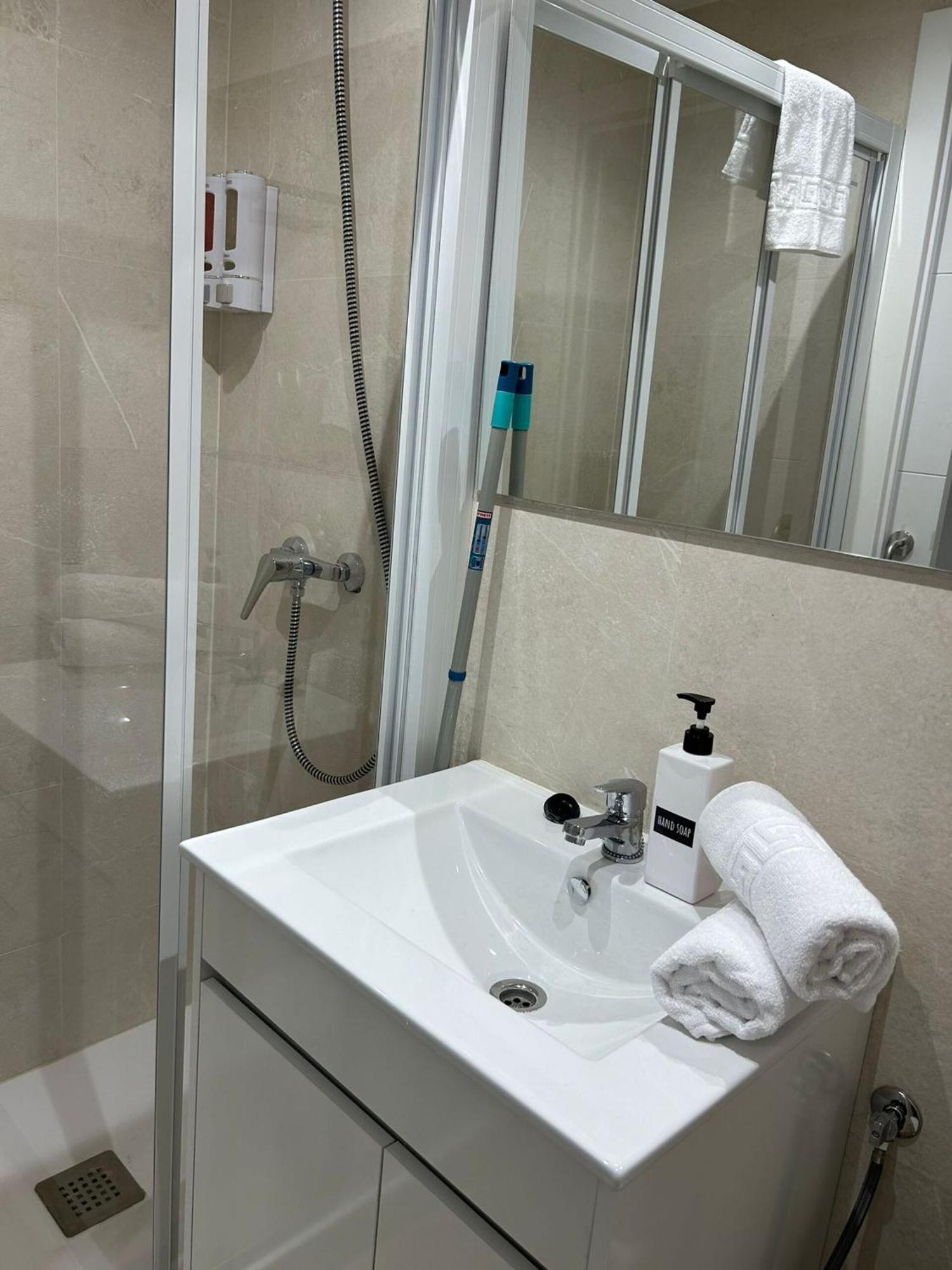 S5 Apartamento Nuevo, Madrid Eksteriør billede