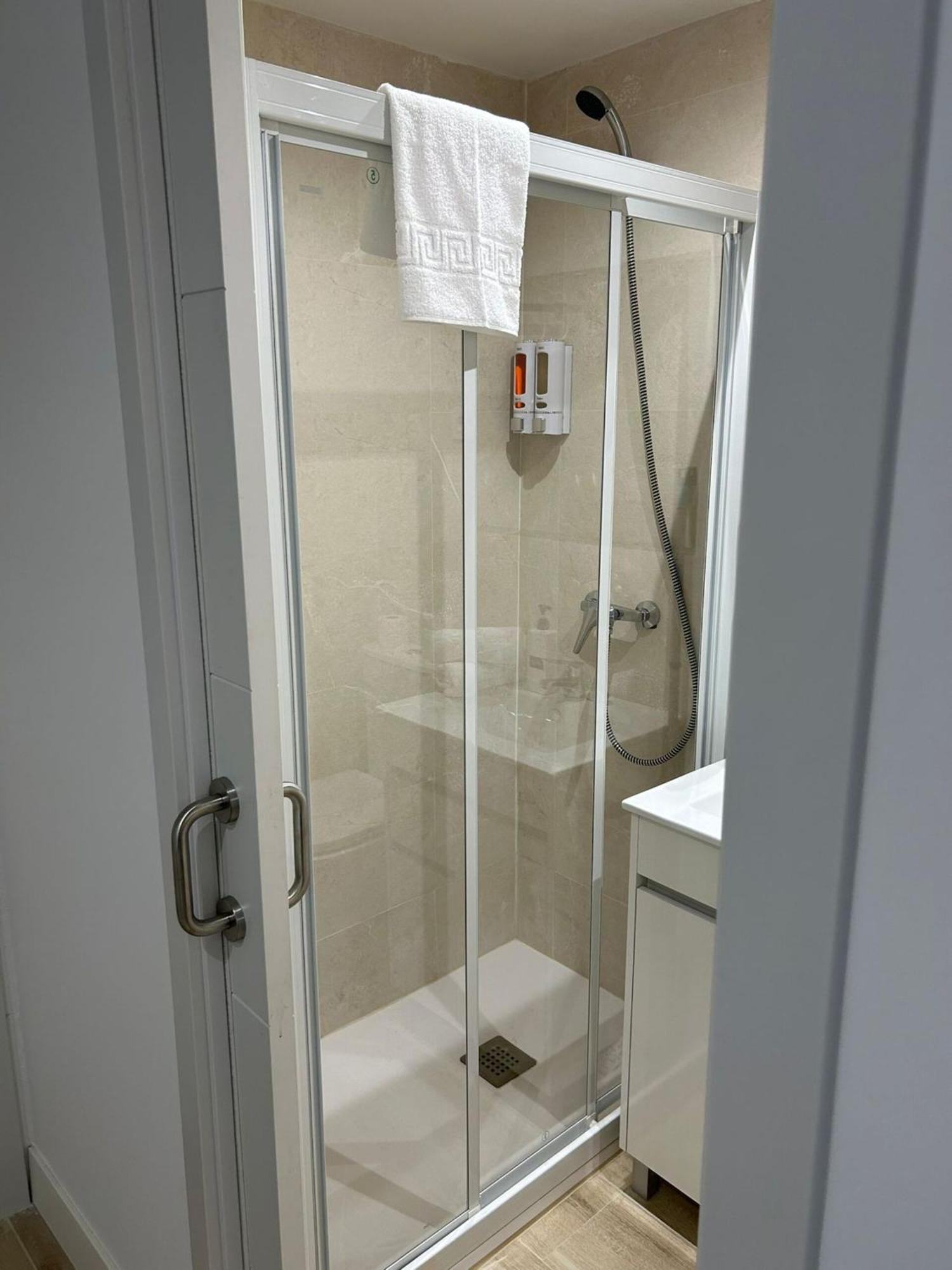 S5 Apartamento Nuevo, Madrid Eksteriør billede