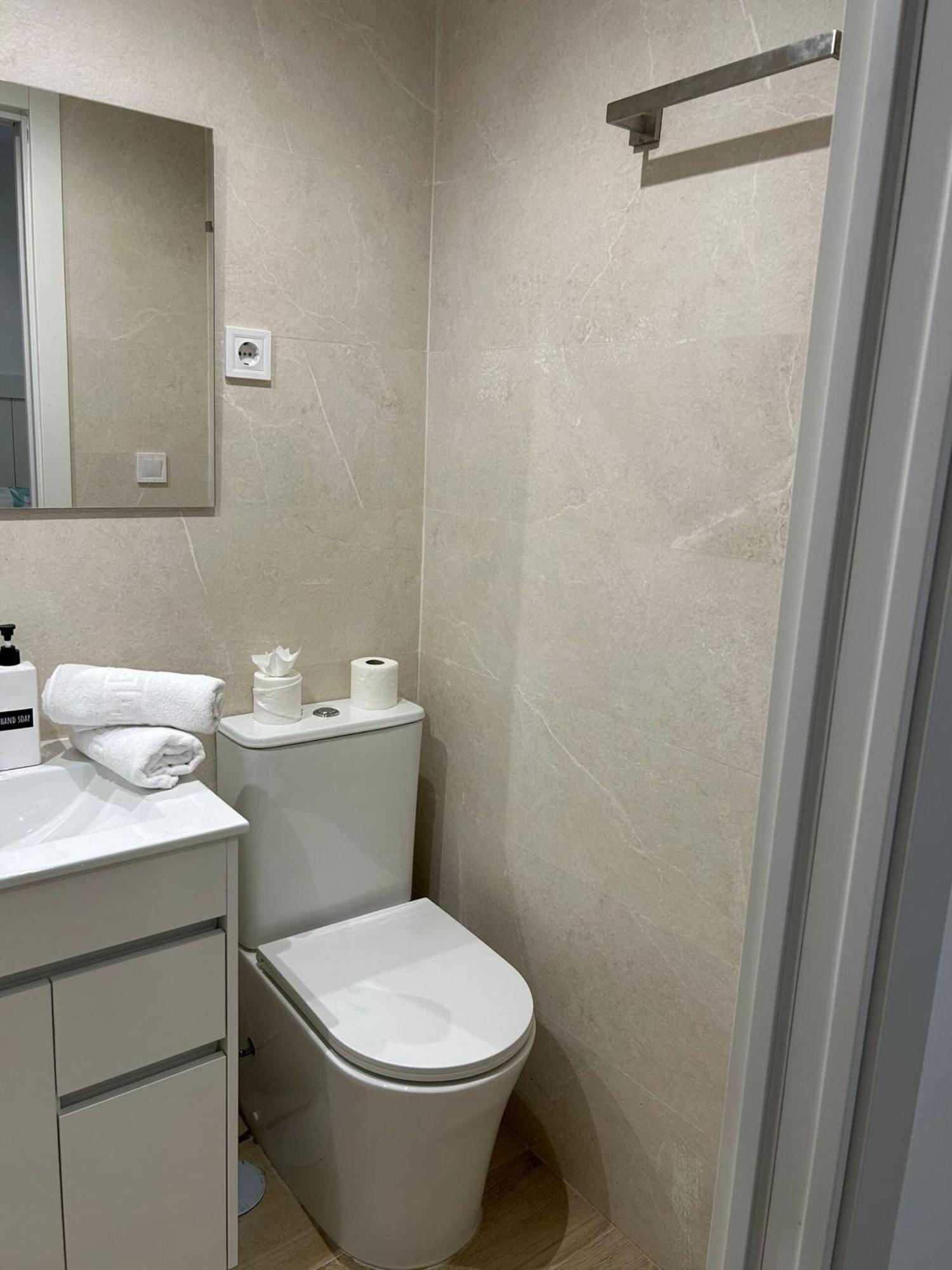 S5 Apartamento Nuevo, Madrid Eksteriør billede